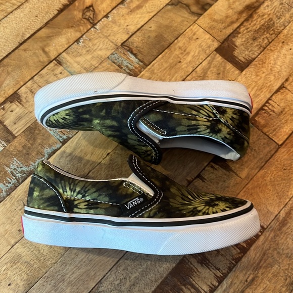 Vans Green Tie Dye Slip On Shoes Limited Edition Kids Size 11.5 - Picture 7 of 10